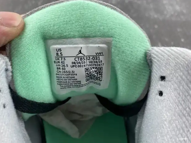 Cheap MAX Glow Green 3 Air Jordan CT8532-031 0325